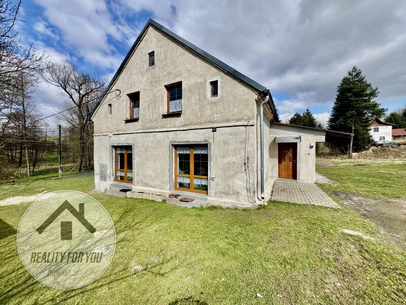 Prodej rodinného domu 4+kk - Arnoltice