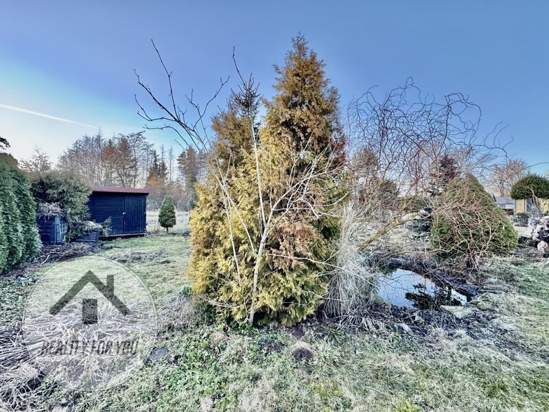 Zahrádka 400 m2 v zahrádkářské osadě Kníže - Jičín