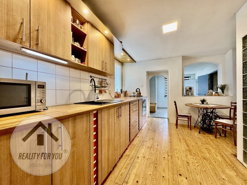 Prodej rodinného domu 5+1 v obci Hvězda