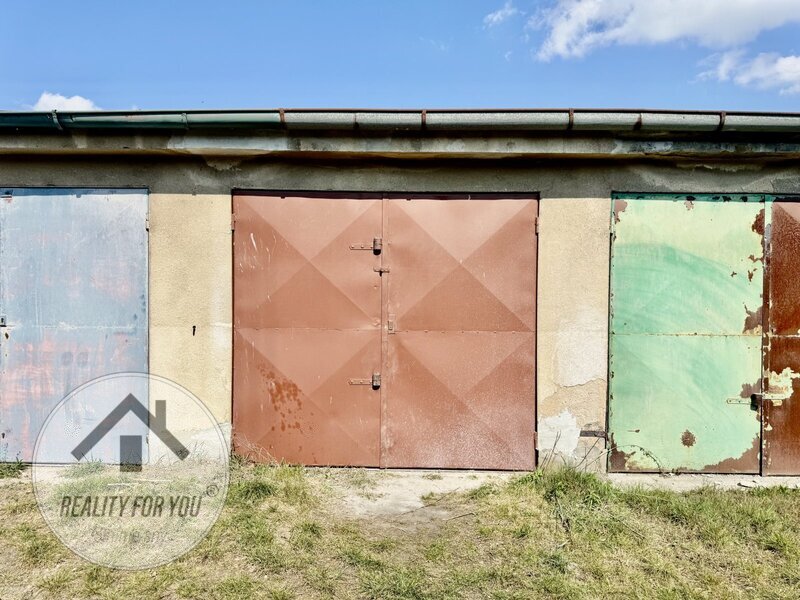 Pronájem garáže Mladá Boleslav, ul. Nádražní "U Akumy"
