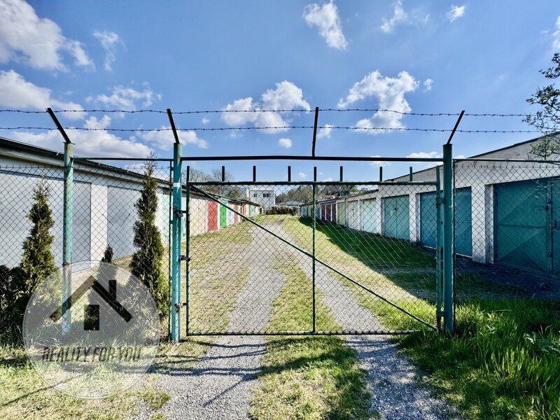 Pronájem garáže Mladá Boleslav, ul. Nádražní "U Akumy"