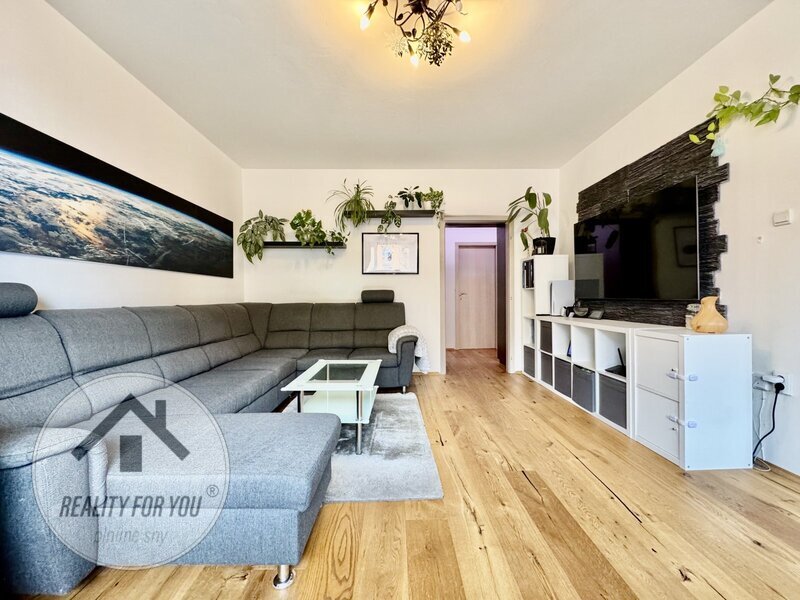 Prodej bytu 3+1 po kompletní rekonstrukci v Liberci, ul. Pazderkova - Rochlice