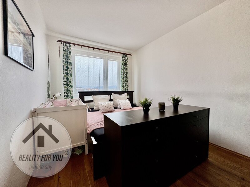 Prodej bytu 3+1 po kompletní rekonstrukci v Liberci, ul. Pazderkova - Rochlice