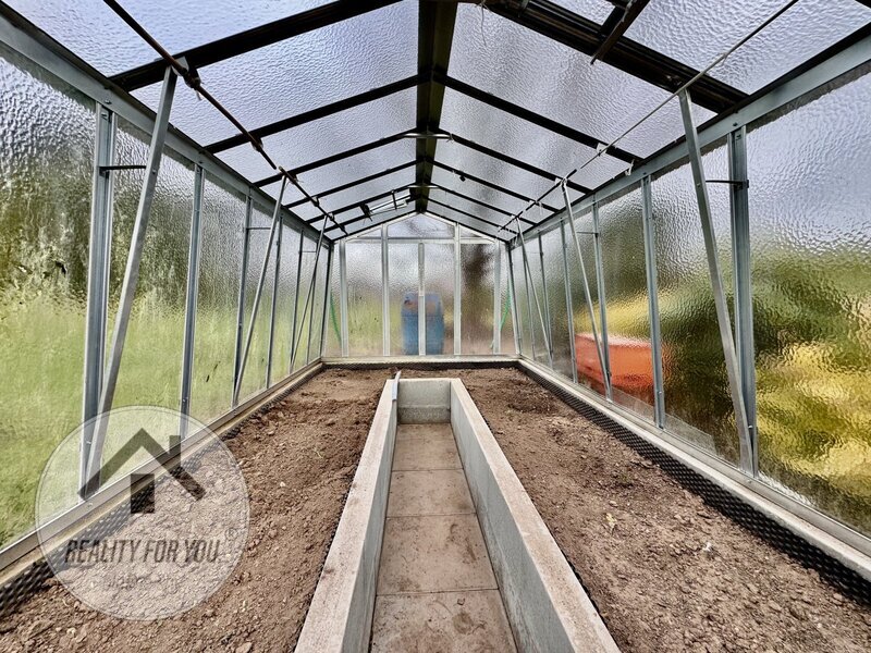 Prodej zahrádky s chatkou v Nové Pace