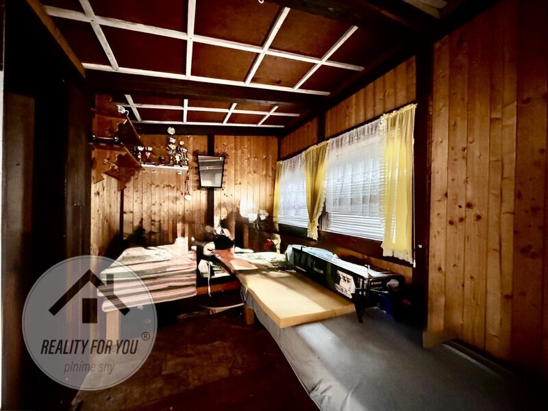 Prodej zahrádky s chatkou v Nové Pace