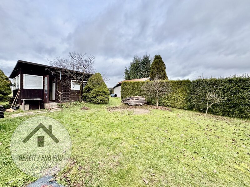 Prodej zahrádky s chatkou v Nové Pace