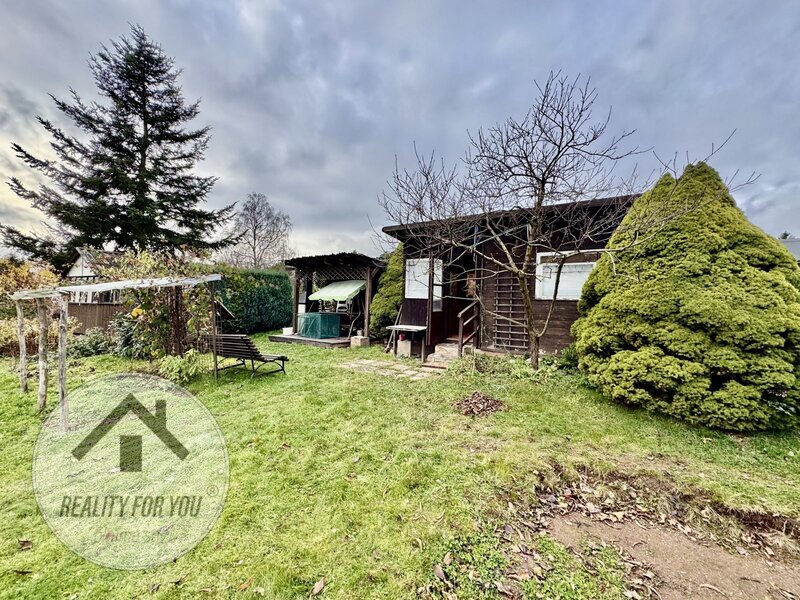 Prodej zahrádky s chatkou v Nové Pace