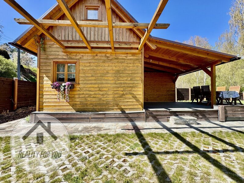 Novostavba dřevěné chatky se zahradou v TOP lokalitě - Noviny pod Ralskem