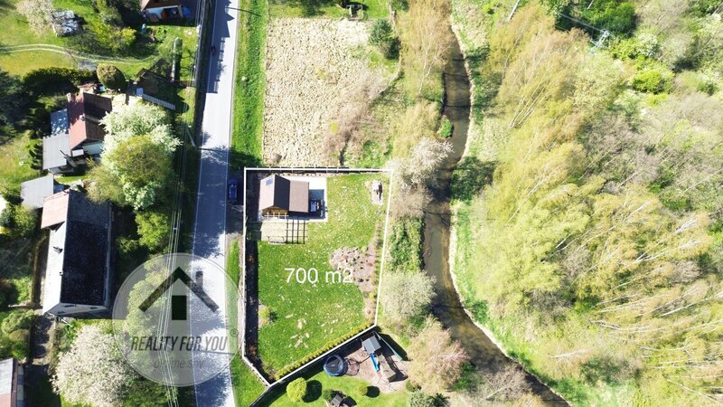 Novostavba dřevěné chatky se zahradou v TOP lokalitě - Noviny pod Ralskem