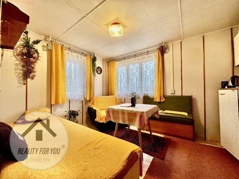 Prodej zahrádky se zděnou chatkou v oblíbené lokalitě Děčína VI - Letné