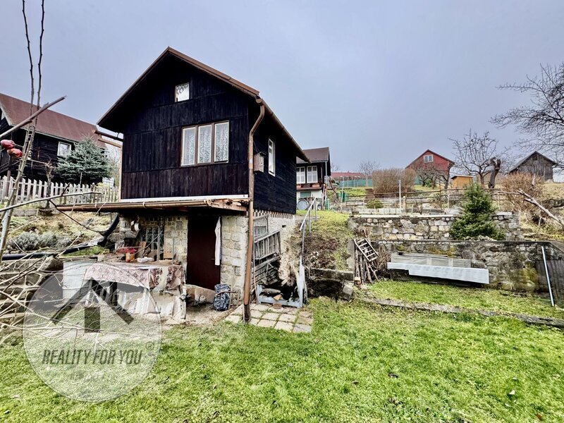 Prodej zahrádky se zděnou chatkou v oblíbené lokalitě Děčína VI - Letné