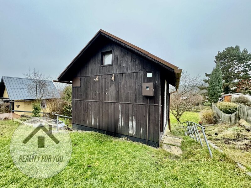 Prodej zahrádky se zděnou chatkou v oblíbené lokalitě Děčína VI - Letné