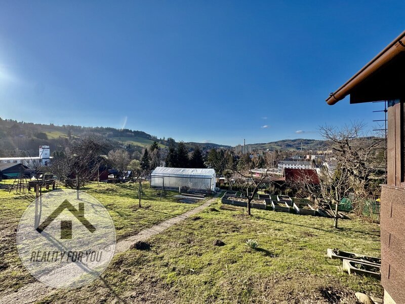 Prodej krásné zahrádky v Semilech - osada Trenérka