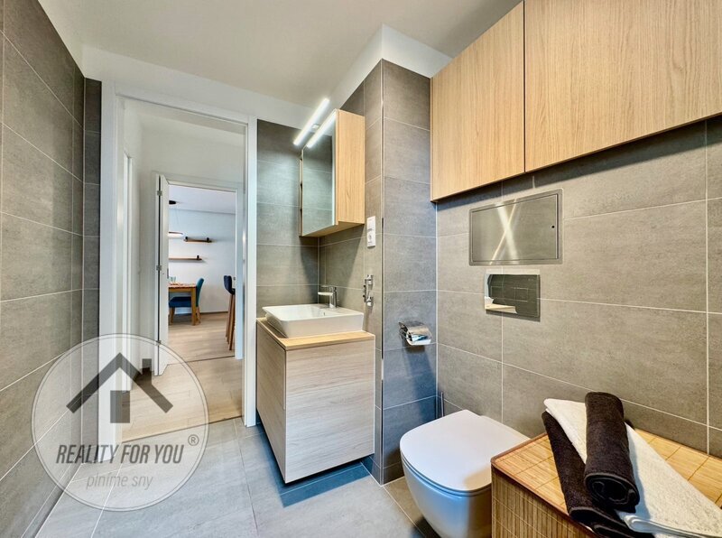 Moderní a vzdušný byt 3+kk s velkou zahrádkou Praha - Dolní Chabry