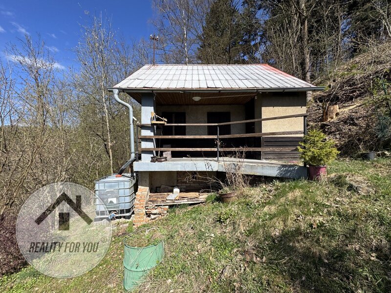 Prodej chaty s krásným výhledem v Železném Brodě