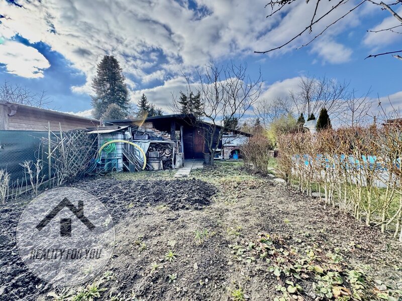 Prodej krásné zavedené zahrádky v Mladé Boleslavi - Podchlumí