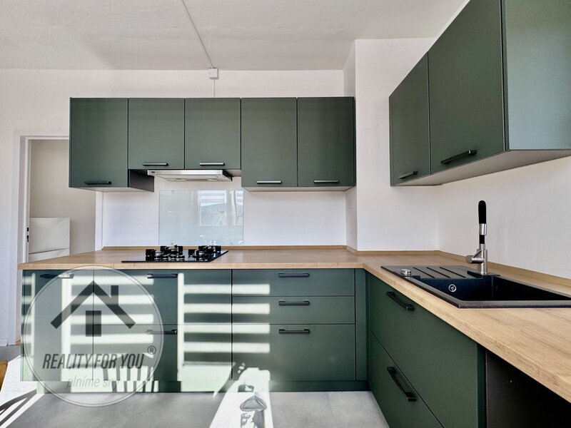Pronájem moderního bytu 3+1 s lodžií | 76 m² | ul. Lípová, Jablonec nad Nisou
