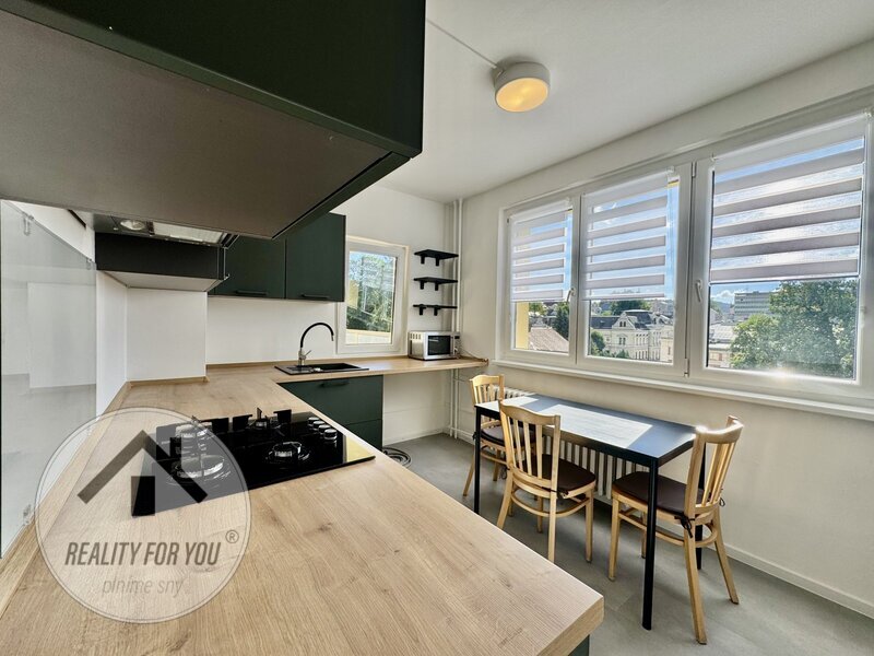 Pronájem moderního bytu 3+1 s lodžií | 76 m² | ul. Lípová, Jablonec nad Nisou