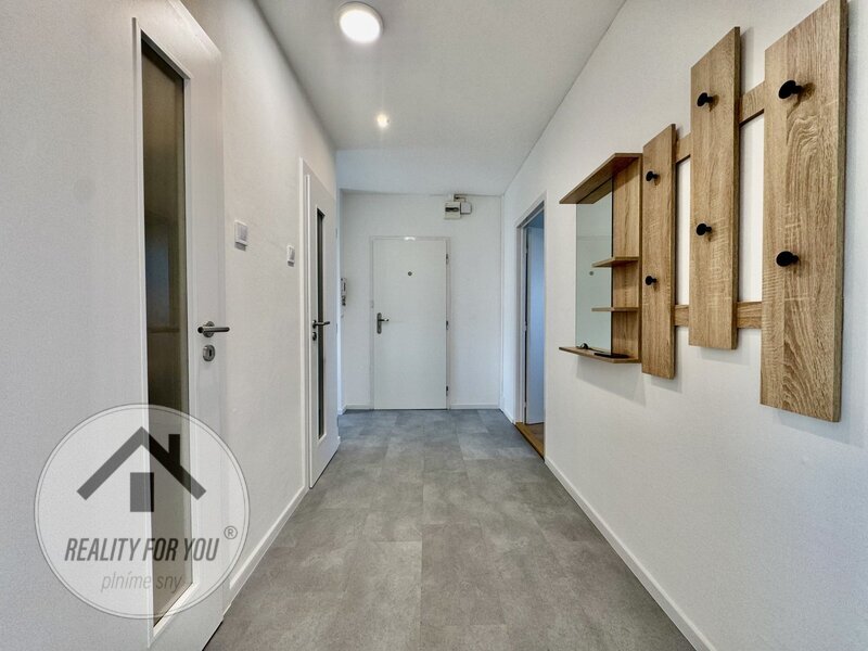 Pronájem moderního bytu 3+1 s lodžií | 76 m² | ul. Lípová, Jablonec nad Nisou