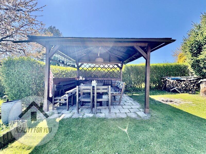 Prodej zavedené zahrady s chatkou v Benešově nad Ploučnicí