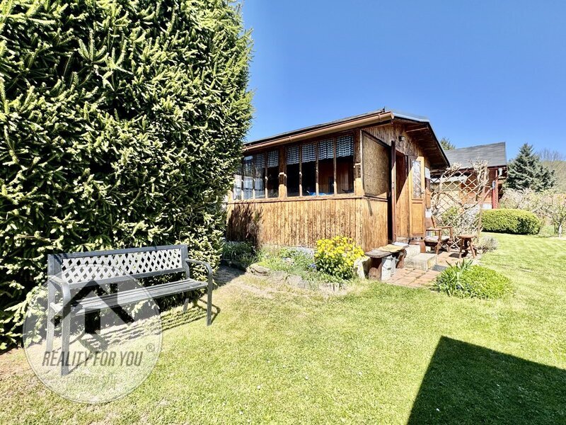 Prodej zavedené zahrady s chatkou v Benešově nad Ploučnicí