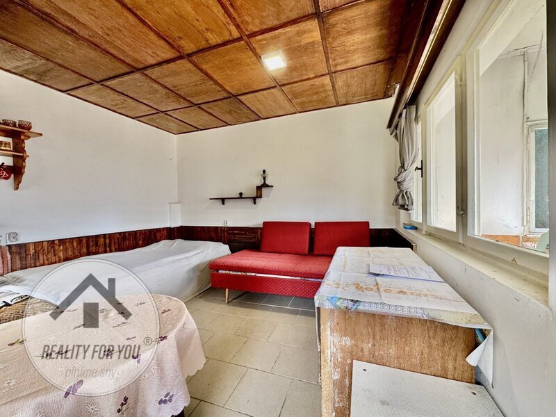 Prodej zděné chatky s velkým pozemkem v Ústí nad Labem - Střekově