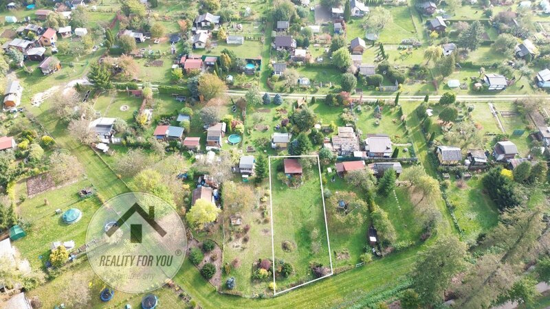 Prodej zahrádky cca 490 m² v zahradové osadě „Pod Čeřovem" v Jičíně