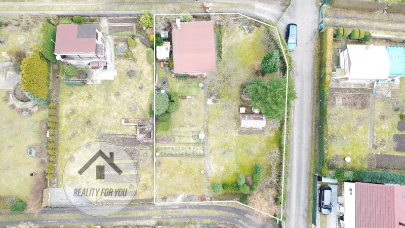 Prodej zděné chaty v TOP lokalitě Ústí nad Labem - Střekov