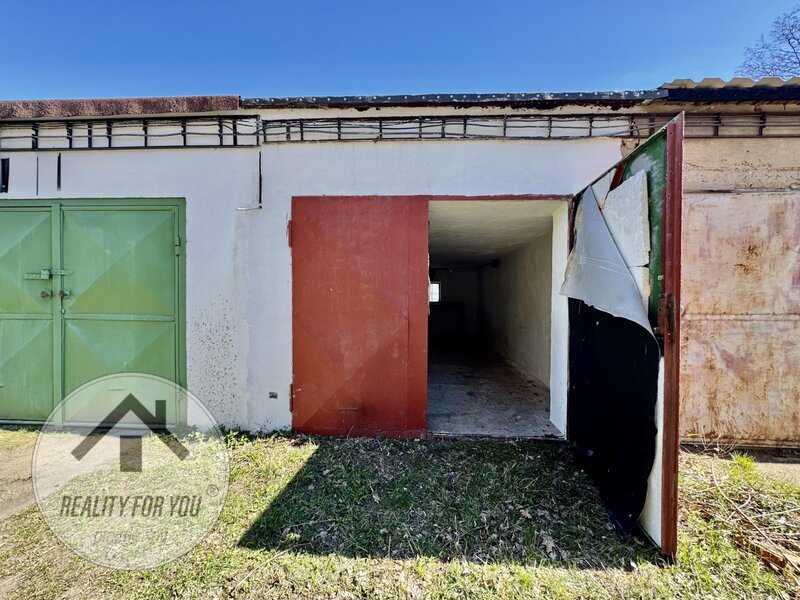 Pronájem garáže v Mimoni, ul. Letná