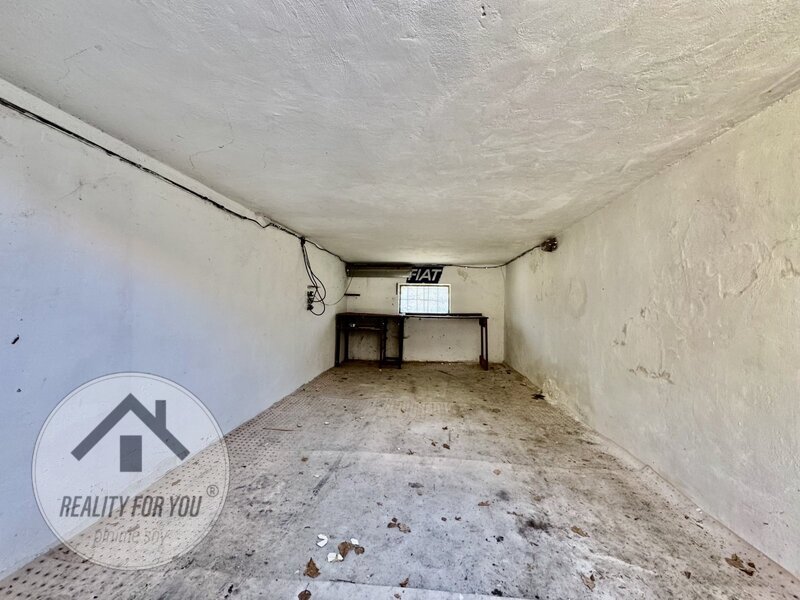 Pronájem garáže v Mimoni, ul. Letná