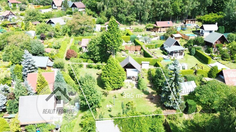 Prodej zahrady se zděnou chatkou ve Mšeně nad Nisou - osada Jih