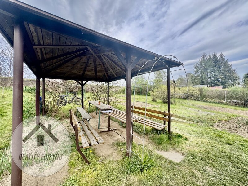Prodej velké zahrady 1072 m2 v obci Šluknov - Císařský