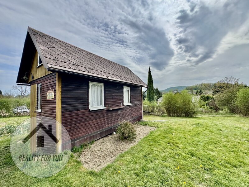 Prodej velké zahrady 1072 m2 v obci Šluknov - Císařský