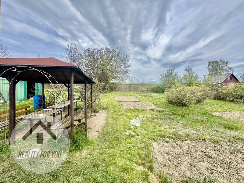 Prodej velké zahrady 1072 m2 v obci Šluknov - Císařský