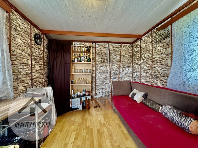 Prodej velké zahrady 1072 m2 v obci Šluknov - Císařský