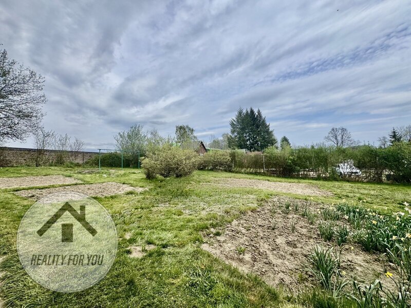 Prodej velké zahrady 1072 m2 v obci Šluknov - Císařský