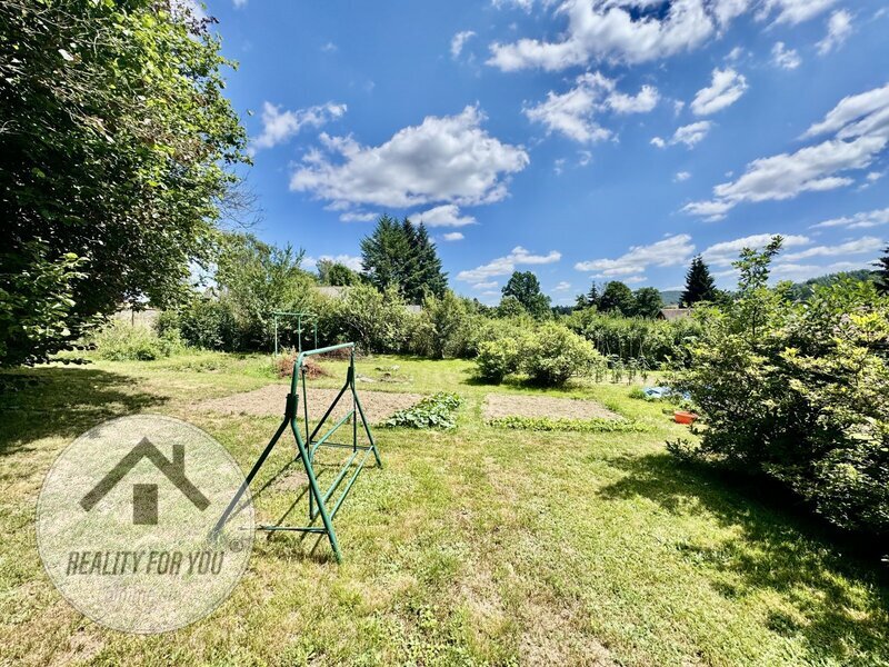 Prodej velké zahrady 1072 m2 v obci Šluknov - Císařský
