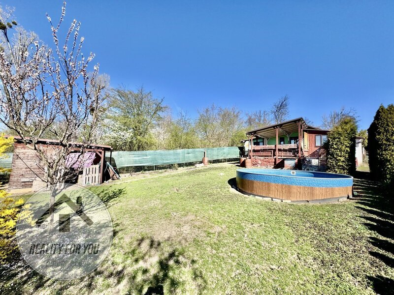 Prodej zahrady v osobním vlastnictví 394 m2 se zděnou chatou, Kosmonosy