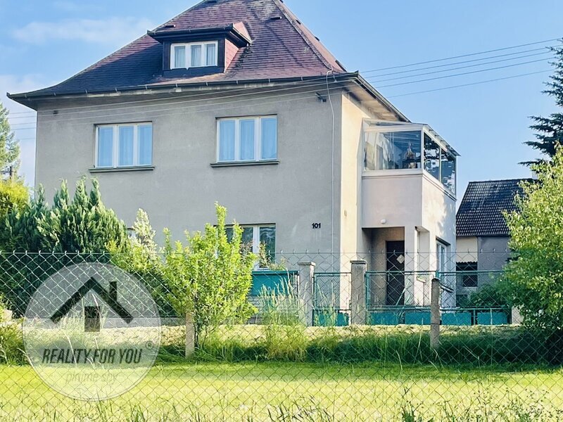 Prodej rodinného domu 255 m2, pozemek 948 m2, Hvězdonice, okres Benešov