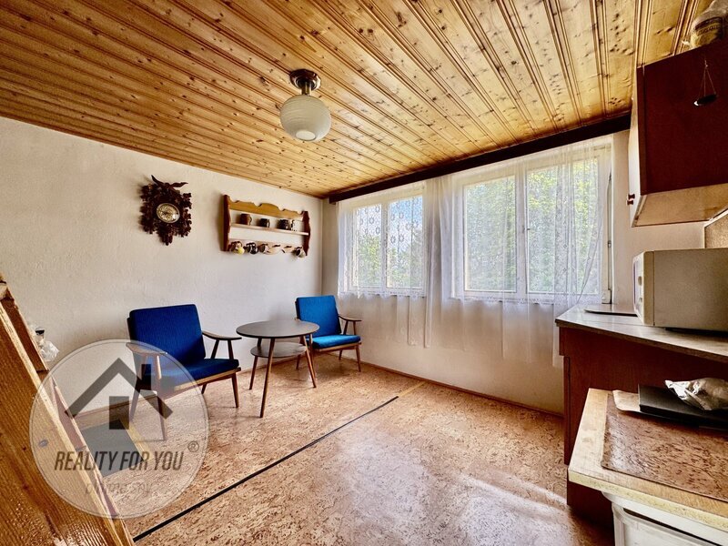 Podnájem krásné zahrádky s chatkou v obci Bítouchov u Semil